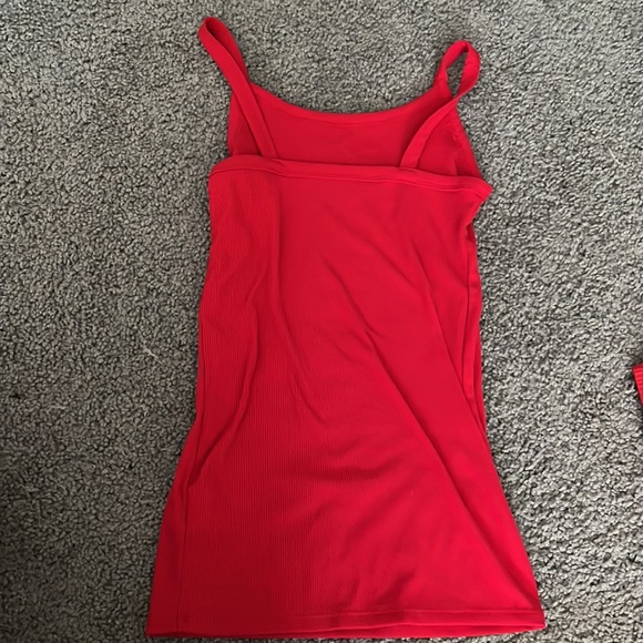 NO BOUNDARIES red tank top xs - Picture 2 of 3